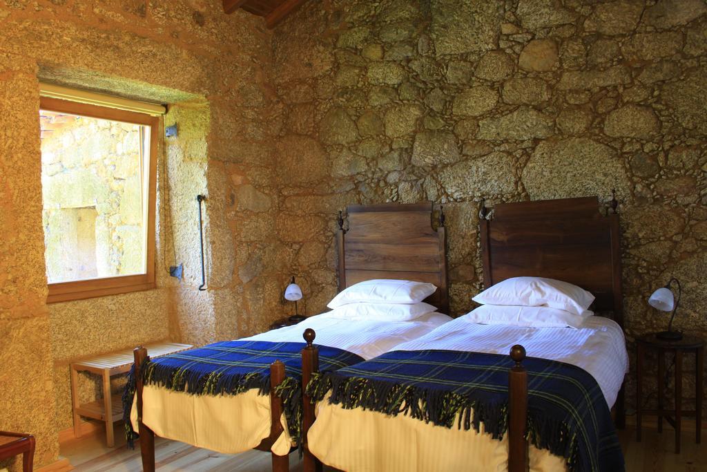 Quinta De Seves Guest House Covilha Ngoại thất bức ảnh