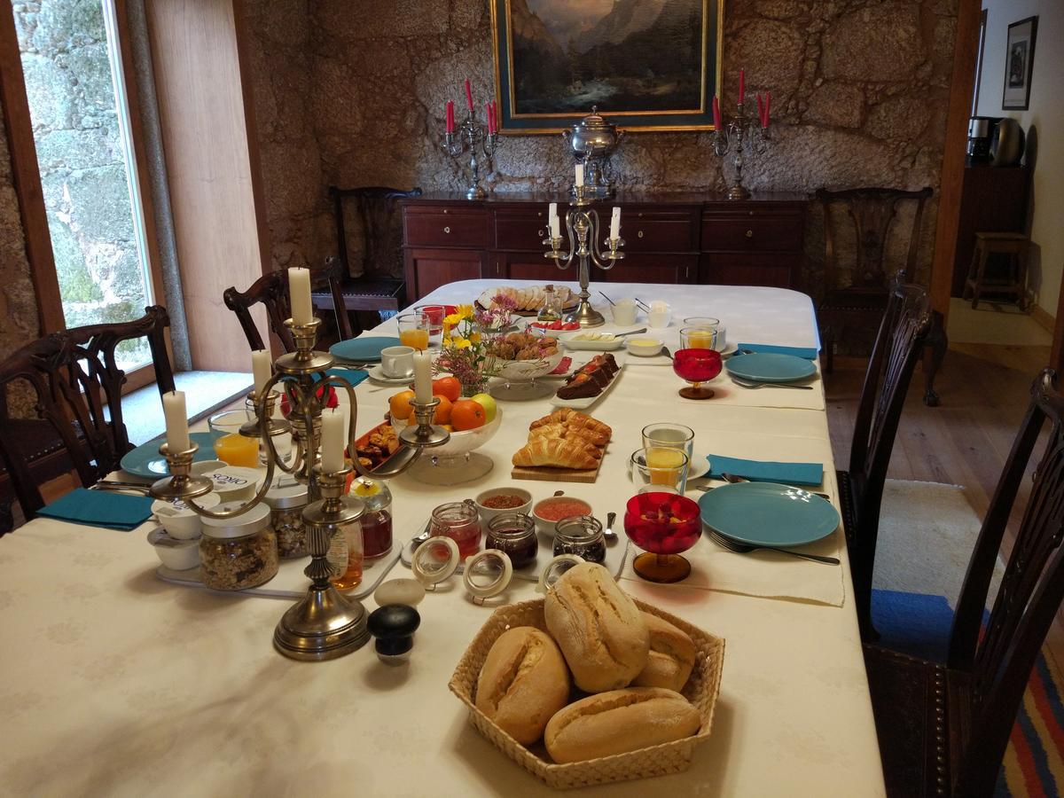 Quinta De Seves Guest House Covilha Ngoại thất bức ảnh