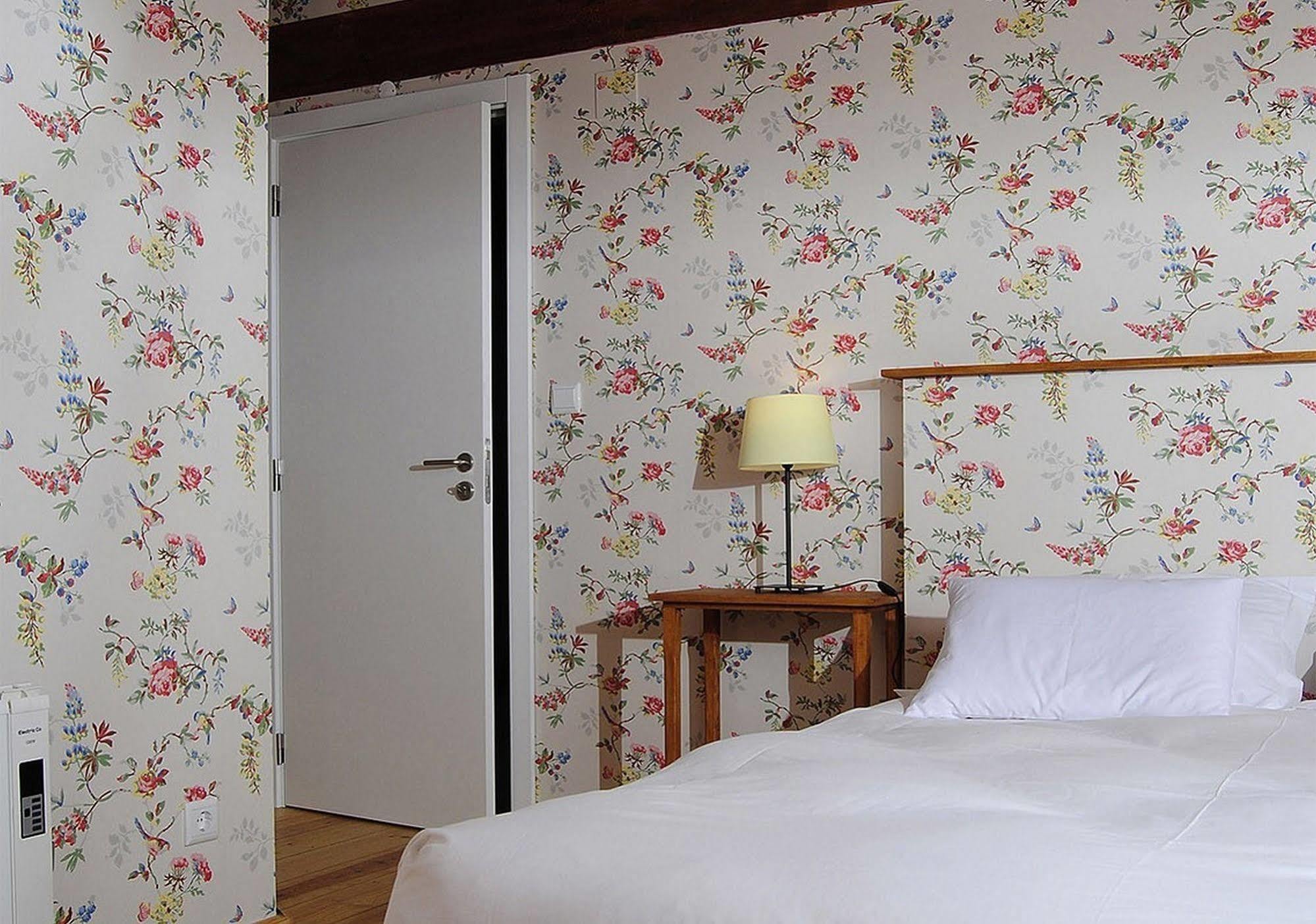 Quinta De Seves Guest House Covilha Ngoại thất bức ảnh