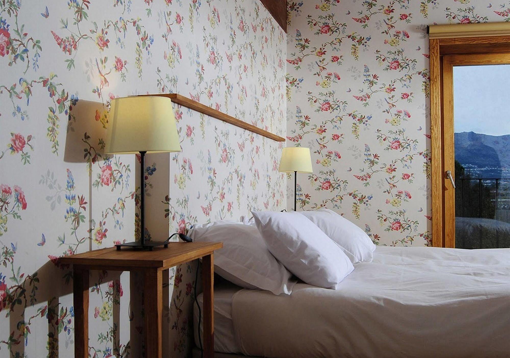 Quinta De Seves Guest House Covilha Ngoại thất bức ảnh