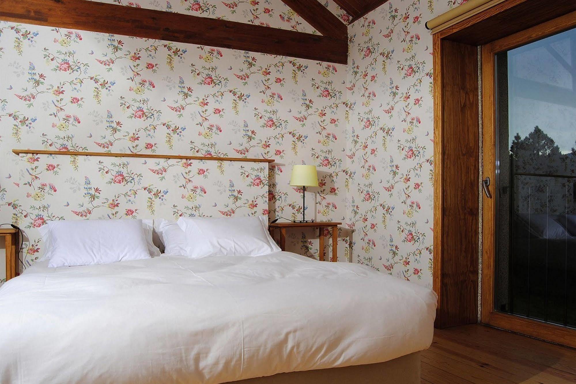 Quinta De Seves Guest House Covilha Ngoại thất bức ảnh