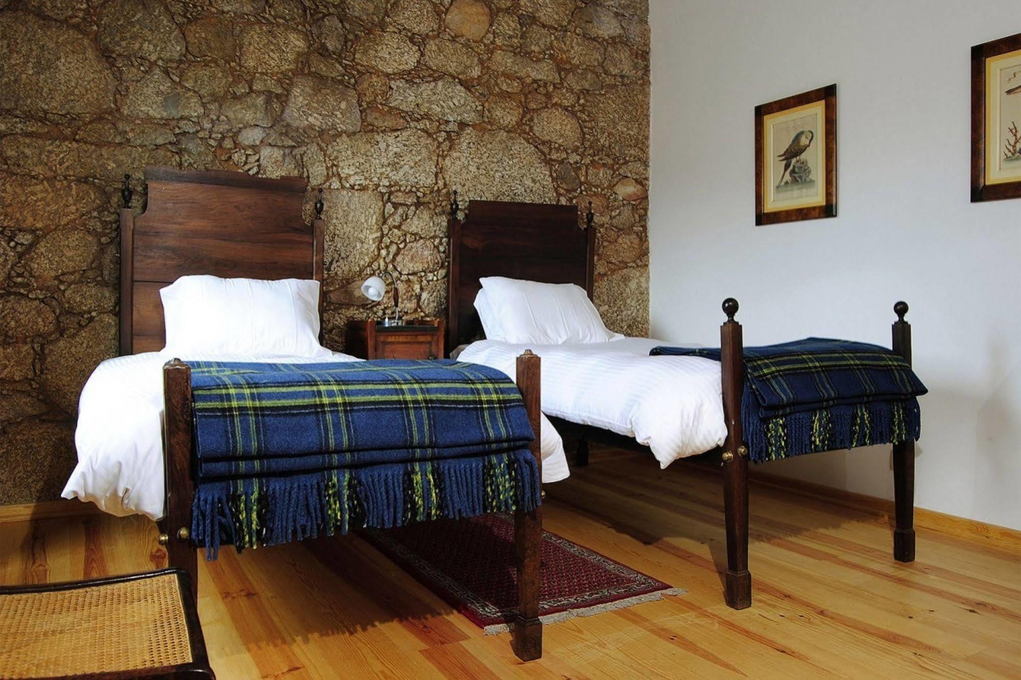 Quinta De Seves Guest House Covilha Ngoại thất bức ảnh