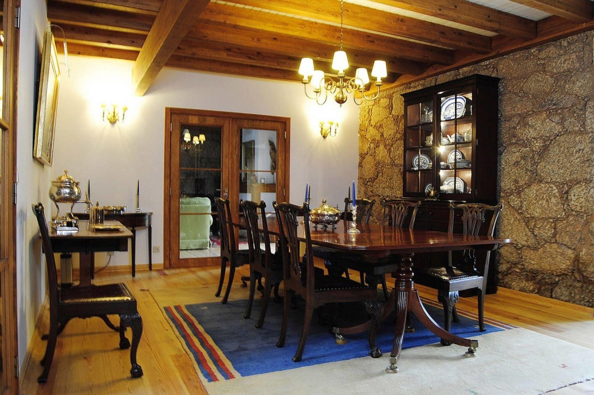 Quinta De Seves Guest House Covilha Ngoại thất bức ảnh